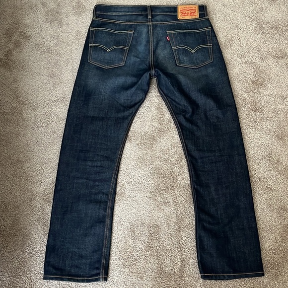 Levi Strauss & Co dark denim jeans size 34W 30L - Picture 3 of 4